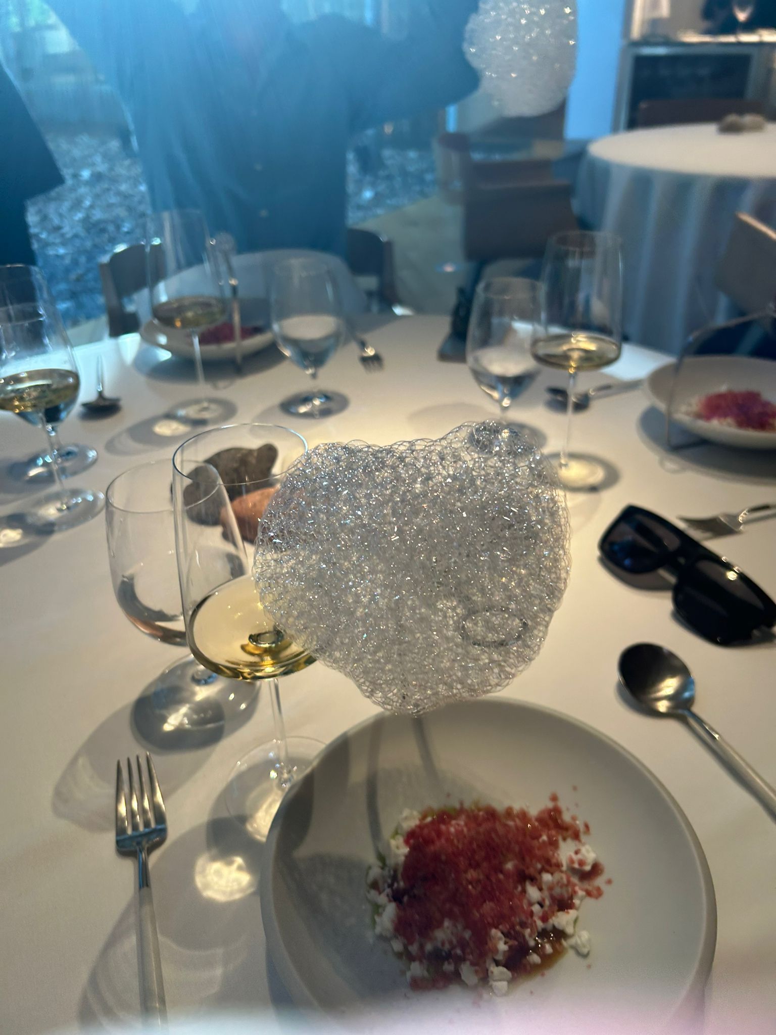 Bubble cloud at the table
