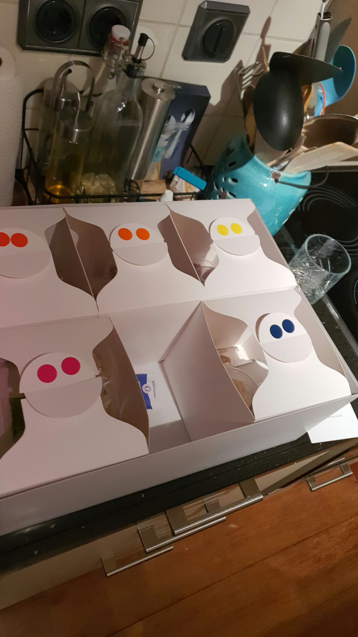 Thuis met Daalder cooking kit in a home kitchen