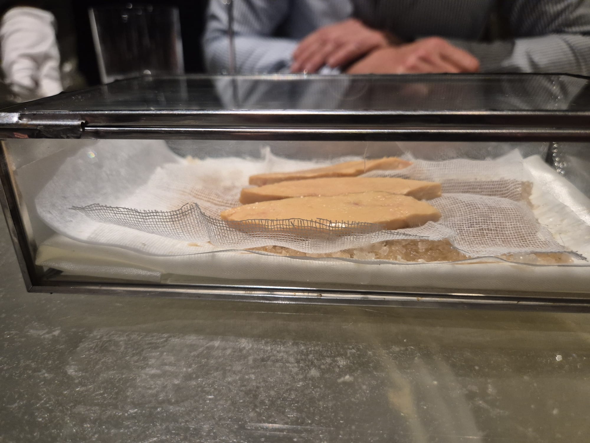 Table-side preparation at Enigma