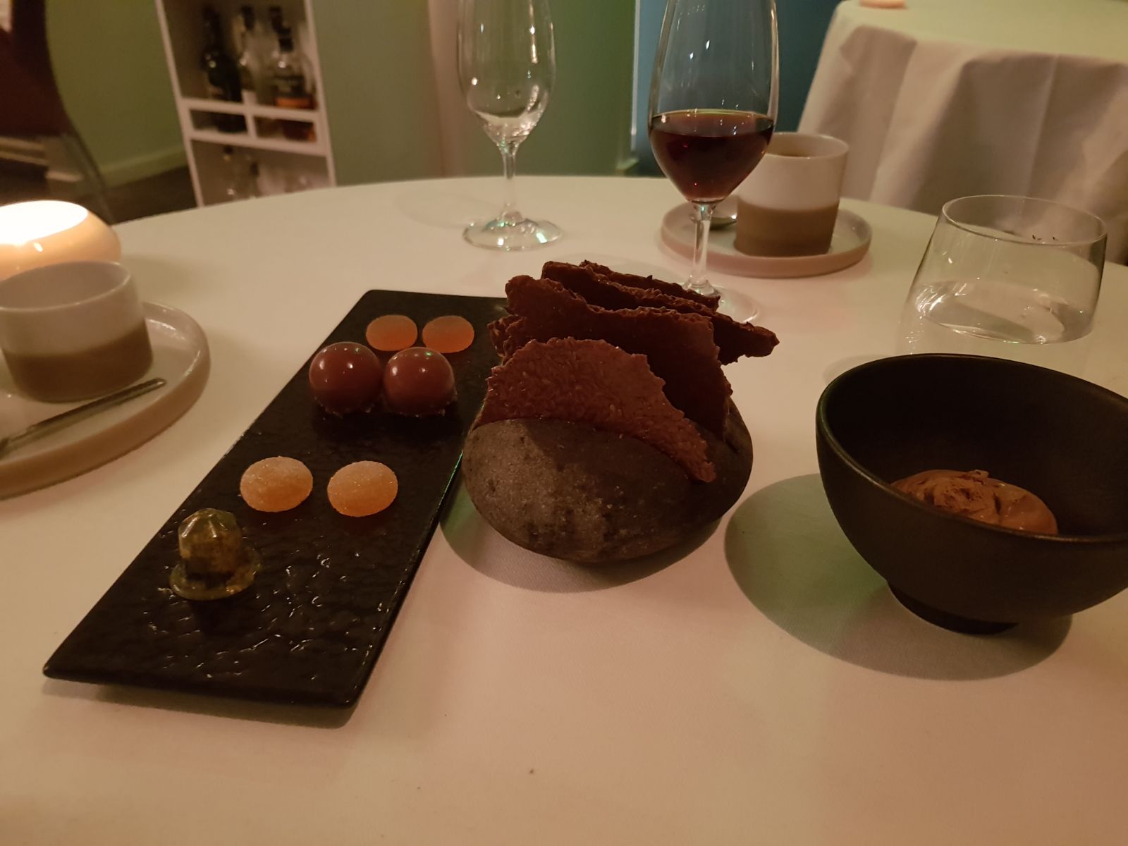 Petit fours at De Lindehof